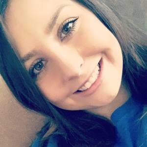 Meet your Posher, Hallie